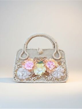 Vintage Raffia Straw Handbag Floral Shell Applique Japan 50s 60s